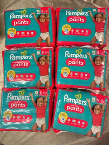 Six pack de couches Pampers taille 5 culottes