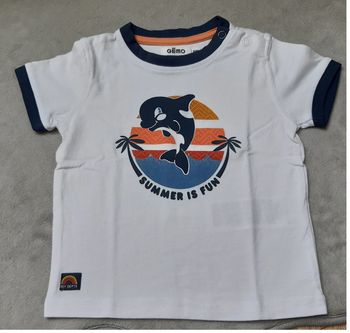 tee-shirt gémo "dauphin" 6 mois neuf sans étiquette