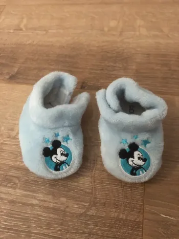Chaussons chauds de naissance Mickey