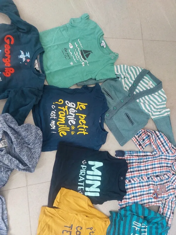 Lot de vêtements garçon 18 mois - photo numéro 3