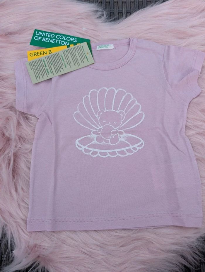 T-shirt fille neuf. United colors of benetton