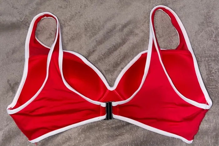 Haut de maillot de bain - photo numéro 4