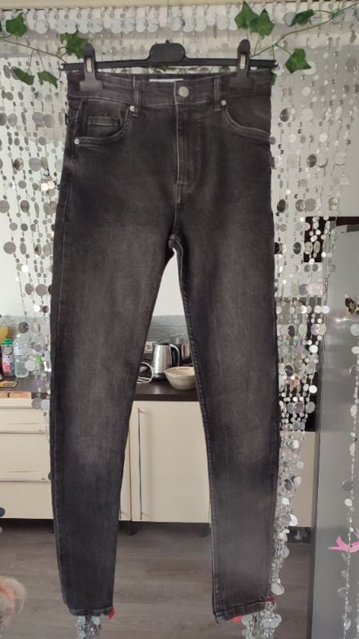 Jeans Bershka T.34