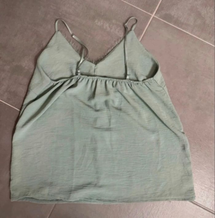 🌼Débardeur tu neuf 🌼 - photo numéro 2