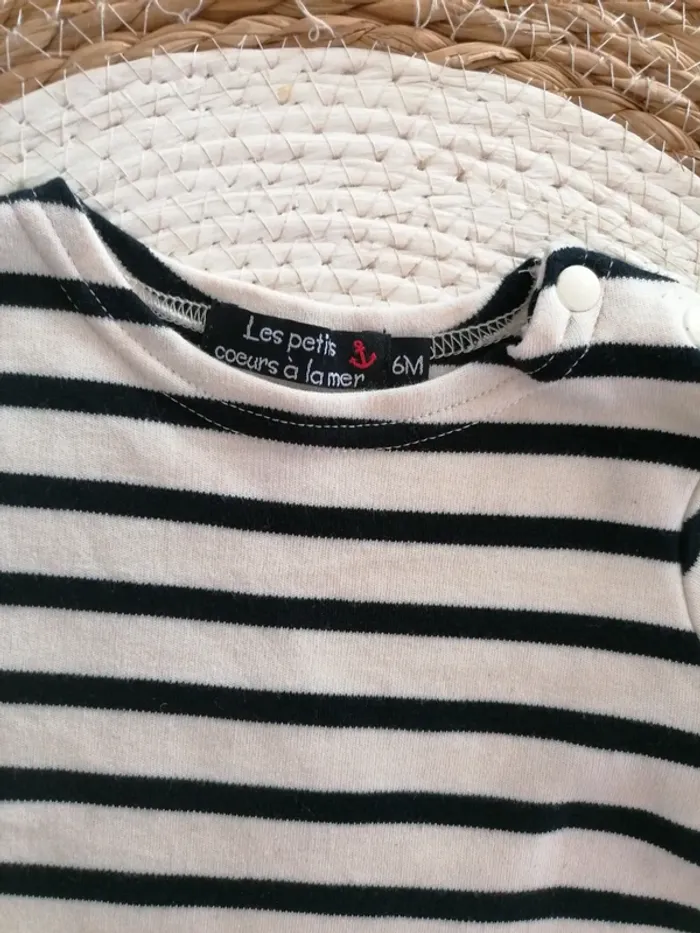 Tee-shirt manches longues marinière + chaussettes - Les petits cœurs à la mer - 6 mois - photo numéro 2