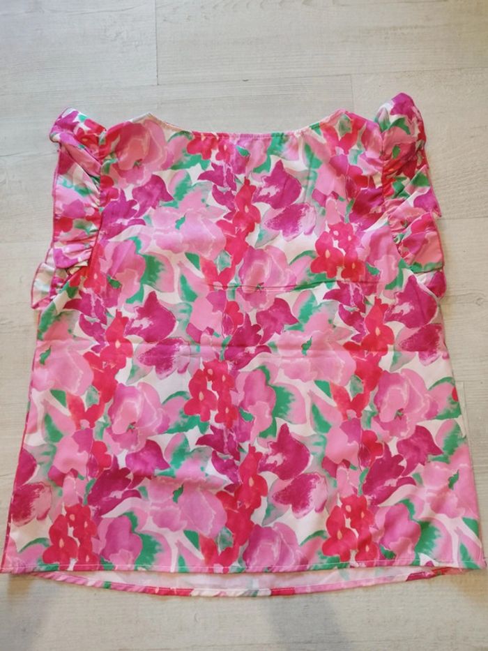 Très joli top fleuri Shein taille M - photo numéro 2