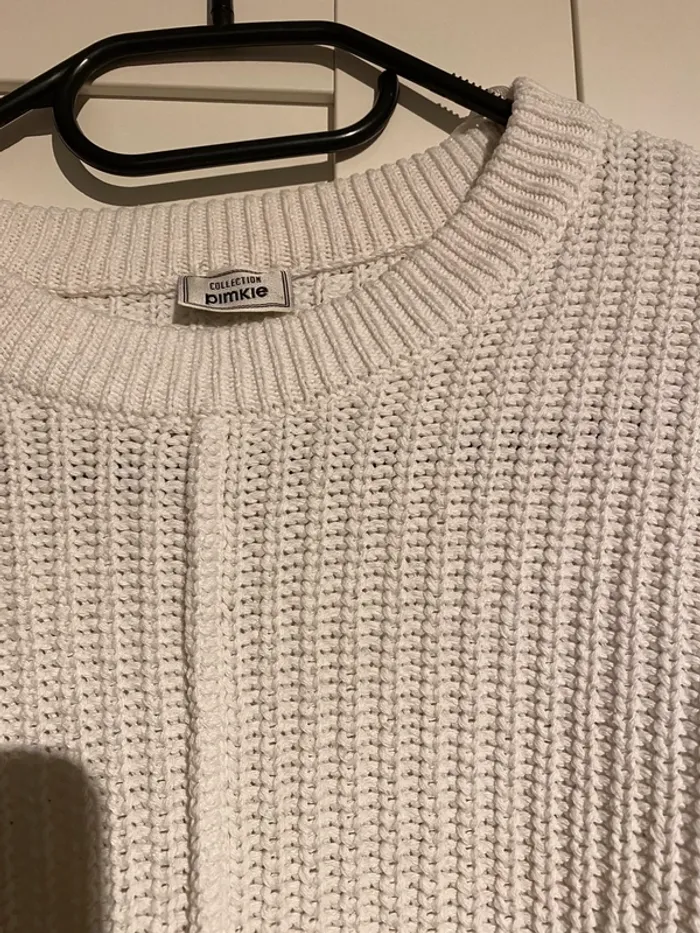 Pull blanc court - photo numéro 4