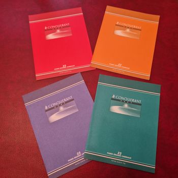 Lot 4 cahiers neuf grands carreaux