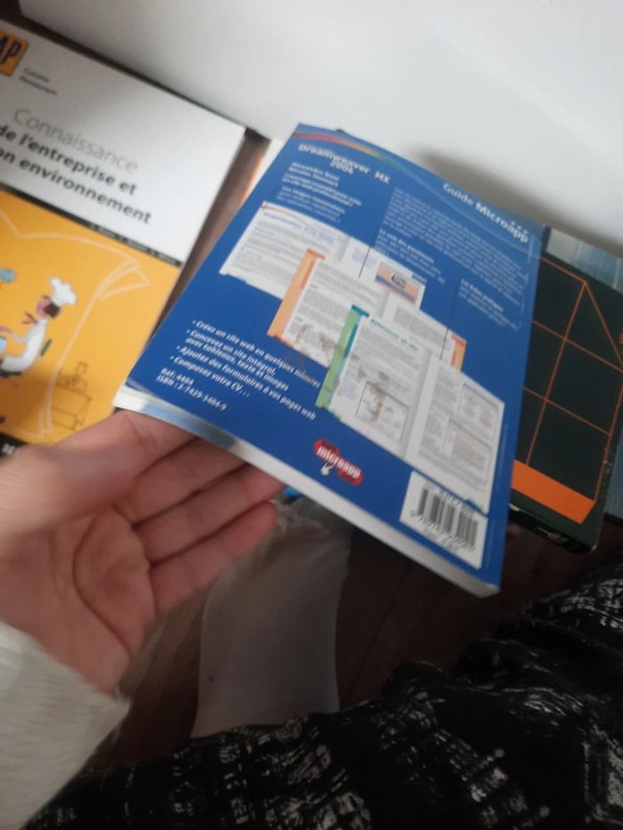 Livre microapp p m - photo numéro 4