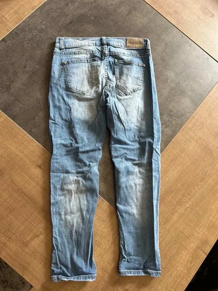 Jean 7/8 troué femme, cache cache taille 34 - photo numéro 2