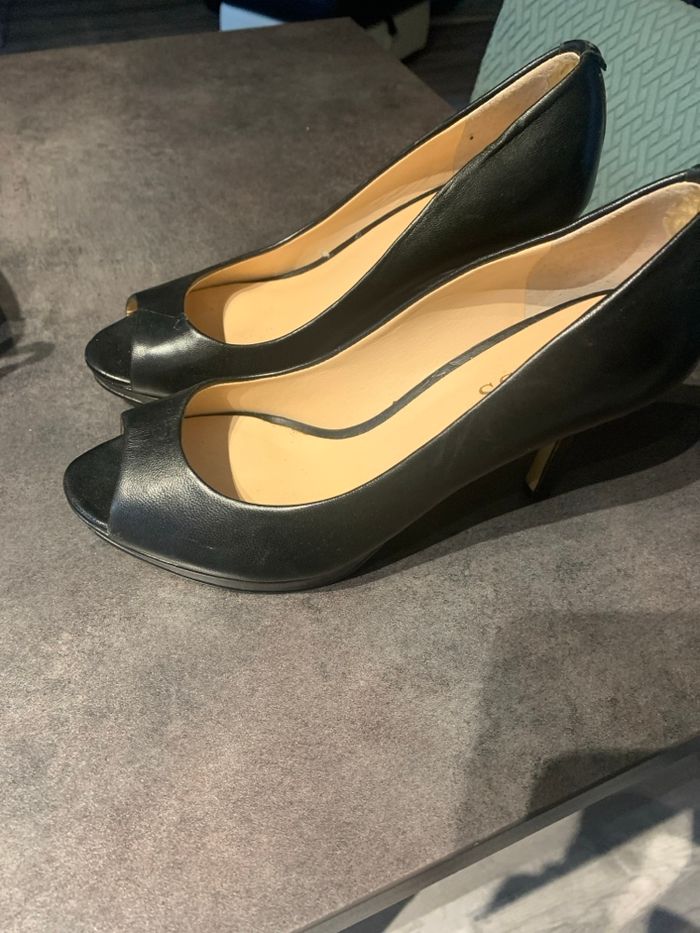 Escarpins chic - photo numéro 2