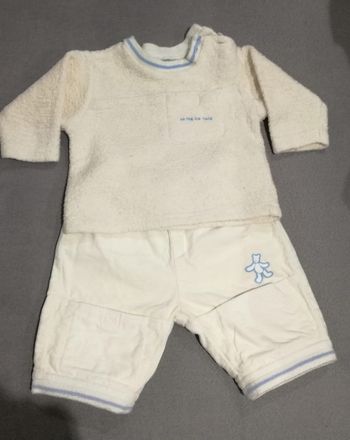 Ensemble sweat pantalon 3 mois
