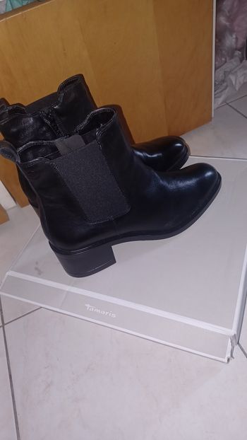 Bottine femme tamaris neuf 41 noir jamais porter