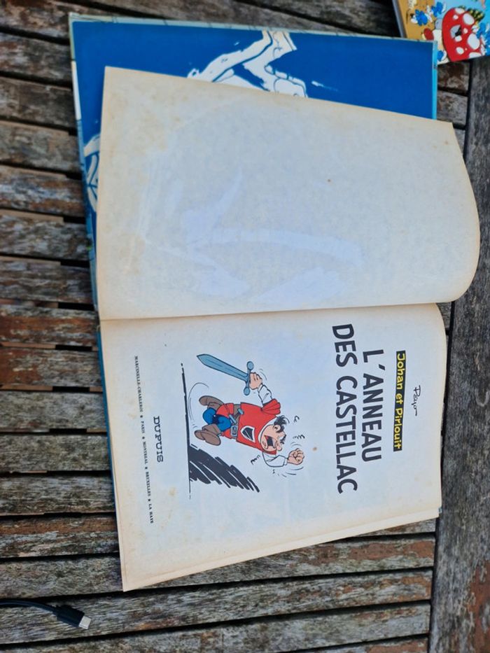 Bande dessinée Johan et Pirlouit dos rond - photo numéro 4