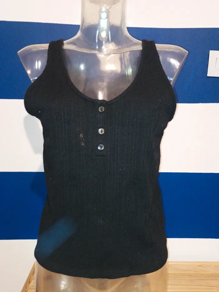 Jolie débardeur noir Kiabi femme taille 42
