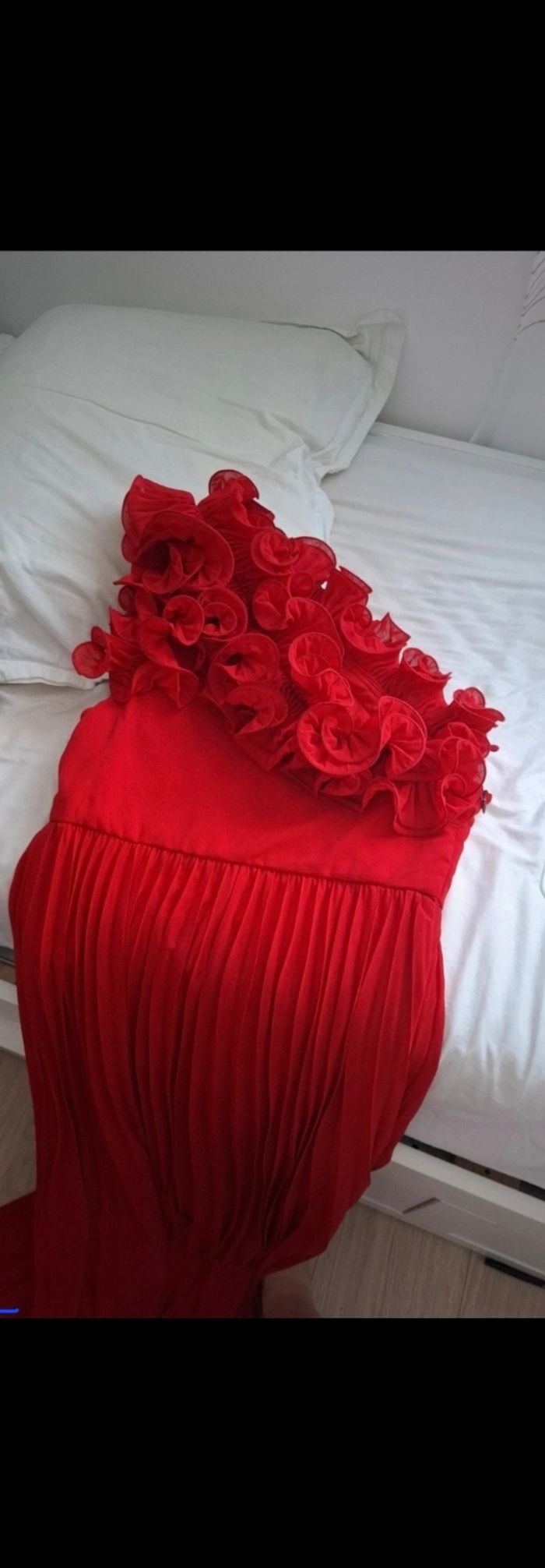 Robe rouge longue - photo numéro 2