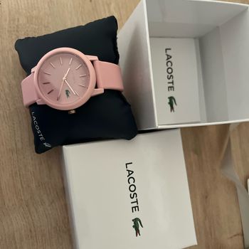Montre Lacoste