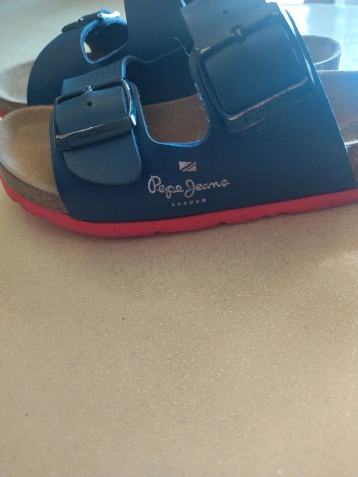 Claquettes bleu marine - photo numéro 3