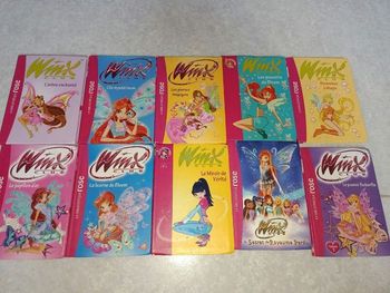 Lot livres winxs