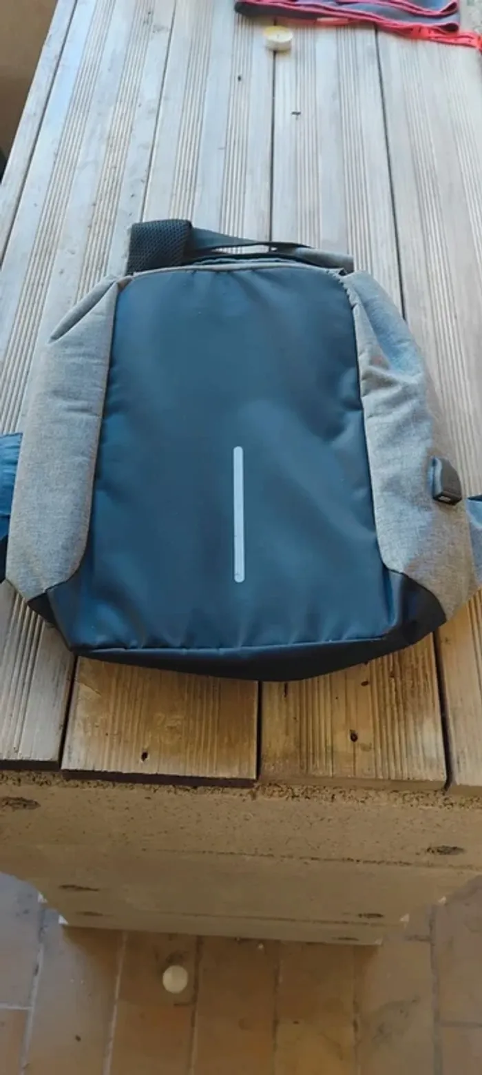 Sac à dos antivol imperméable.
