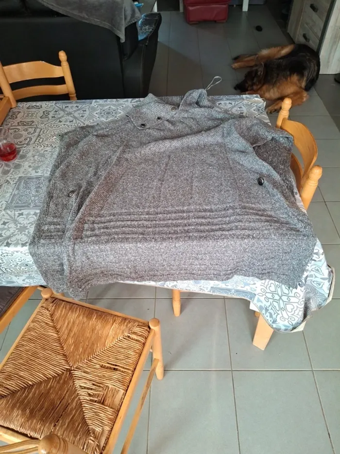 Haut sans manche