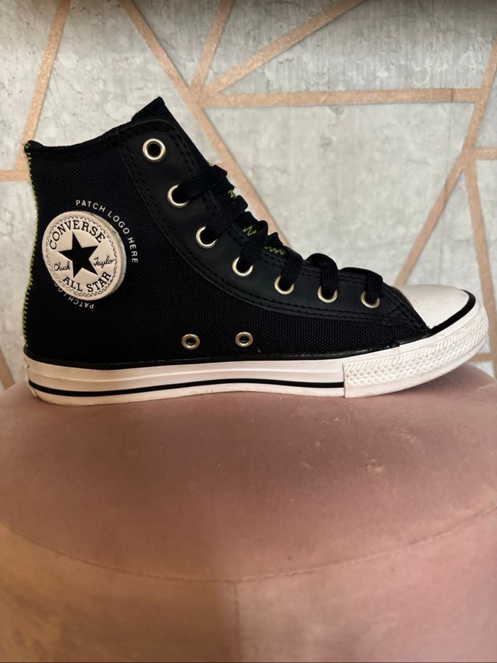Converse - photo numéro 2