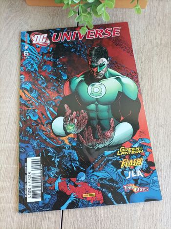 Comics DC universe numéro 6 panini comics