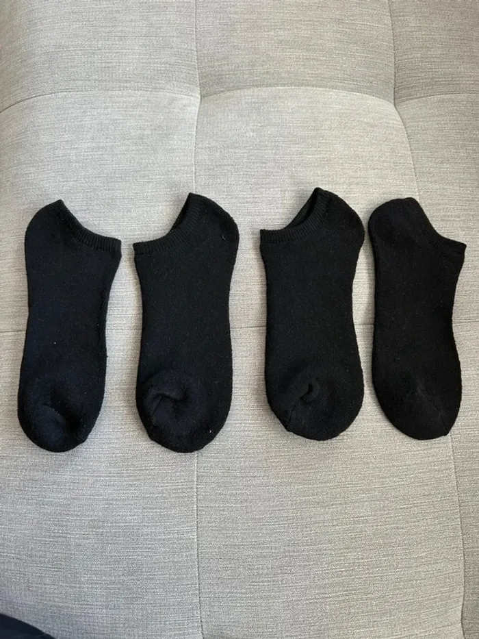 Lot 2 paires de chaussettes noires 38-42 - photo numéro 2