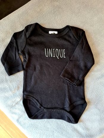 Bodys 3 mois noir neuf sans etiquette