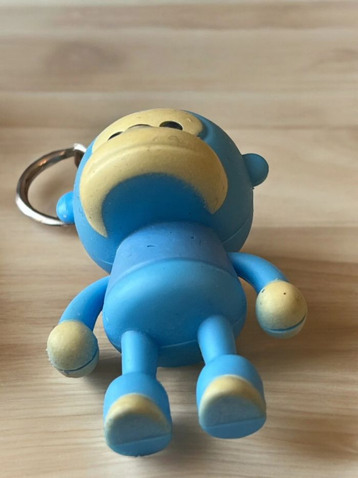 Porte-clé figurine Singe Lumineux et sonore 5,5 cm - photo numéro 5