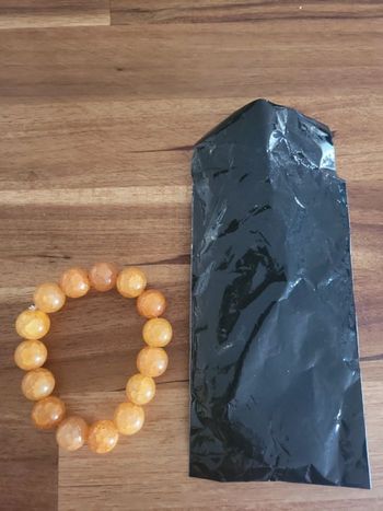 Bracelet ambre neuf pierre 1cm de diamètre