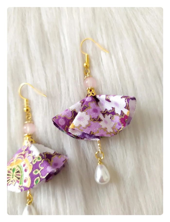 Boucles d'oreilles pendantes inspiration Japon style éventail en tissu japonais et perle - photo numéro 3
