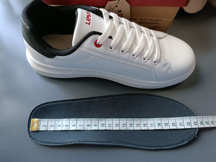 Basket enfant Levi's taille 36 - photo numéro 7