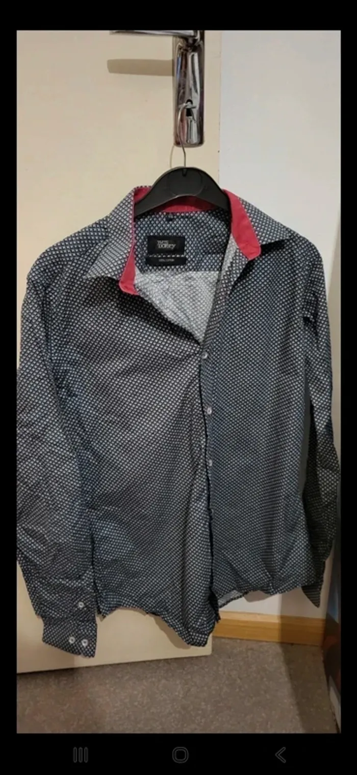 Chemise a motif