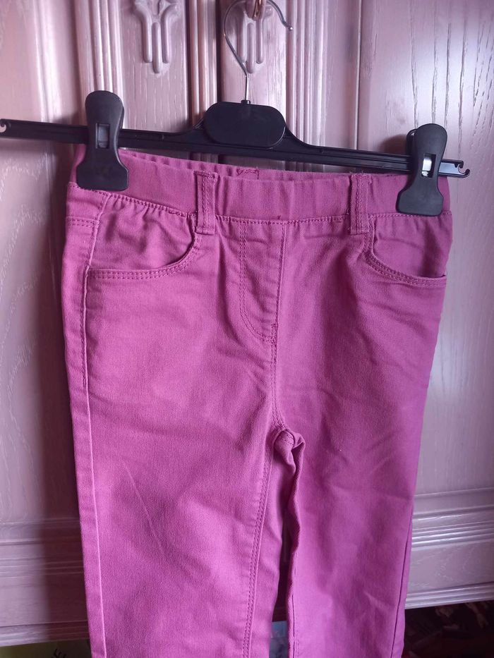 Pantalon rose foncé 9 ans Gémo - photo numéro 2