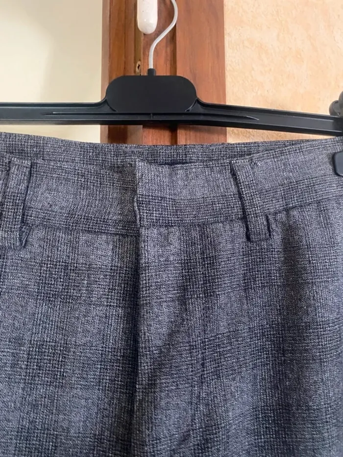 Pantalon droit homme Kiabi – Taille S – Chic & confort au quotidien 🩶 - photo numéro 4