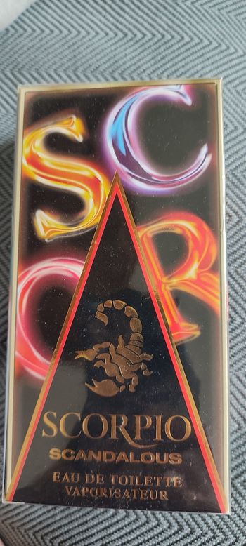 Parfum scorpion scadalous