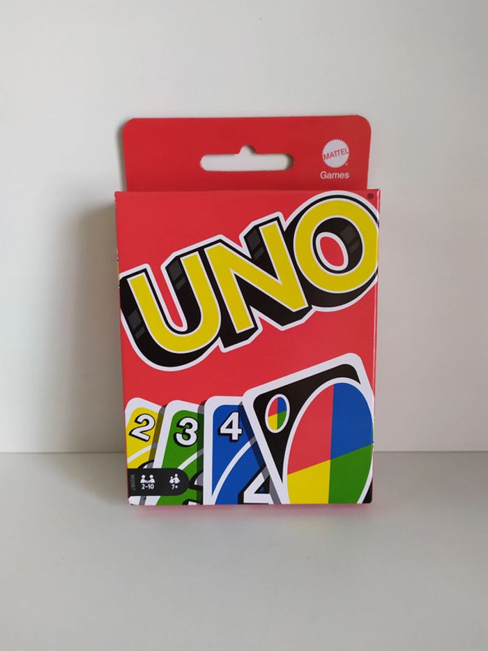 jeu de cartes UNO classique Mattel neuf