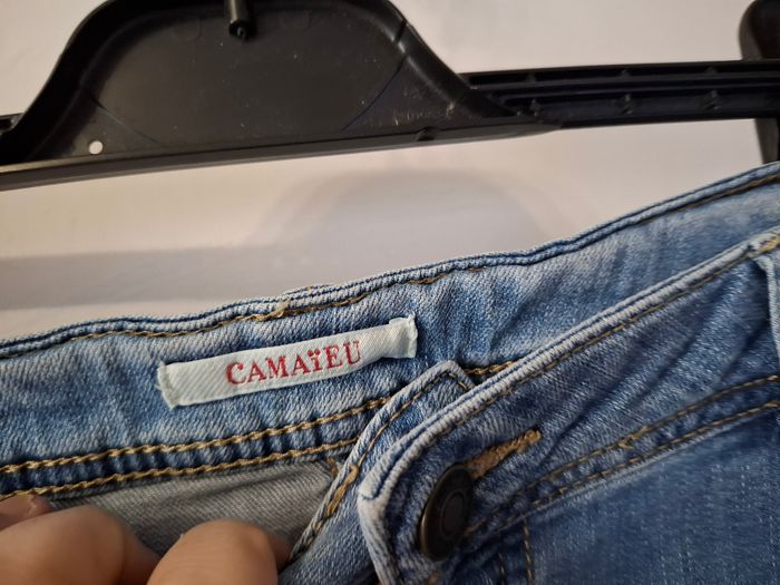 Jupe en jean raille 40 en très bon état - photo numéro 3