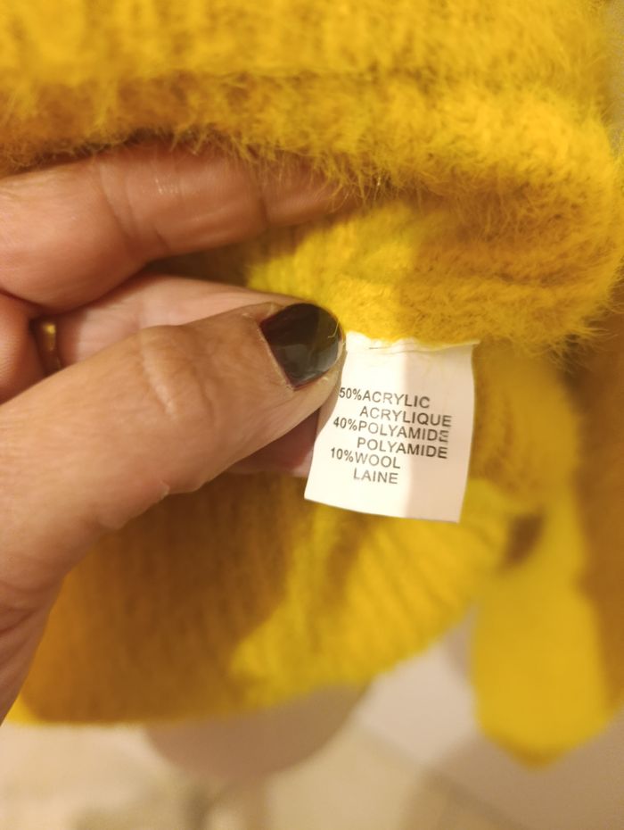 Pull col V jaune T M - photo numéro 5