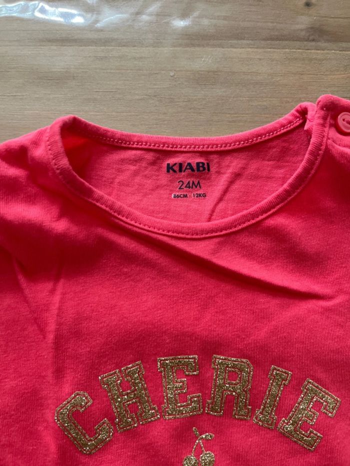 T-shirt rose et doré Kiabi 24 mois - photo numéro 2