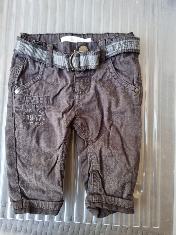 Pantalon 3 mois - photo numéro 4