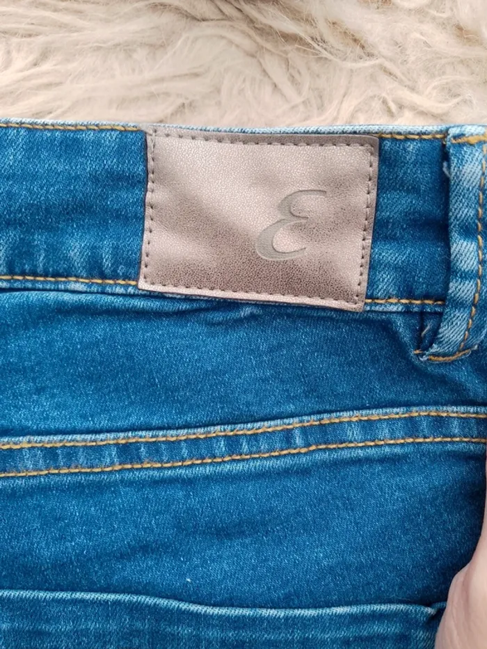 Jean slim taille 36 - photo numéro 2