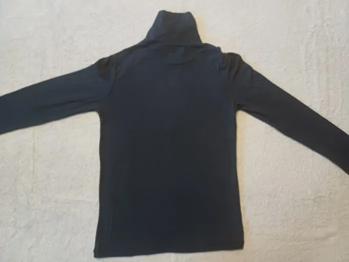 Sous-pull Kiabi Eco Conception 10 ans (réf perso G-F2)(familleac72) - photo numéro 2