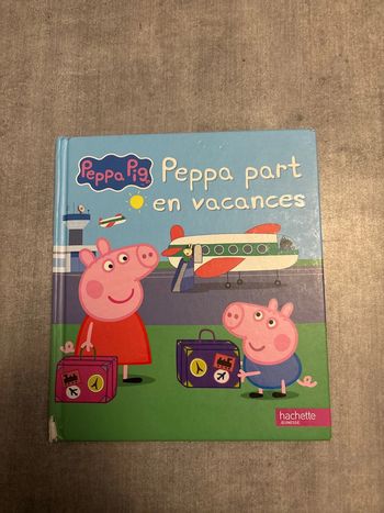 Livre Peppa Pig, Peppa part en vacances