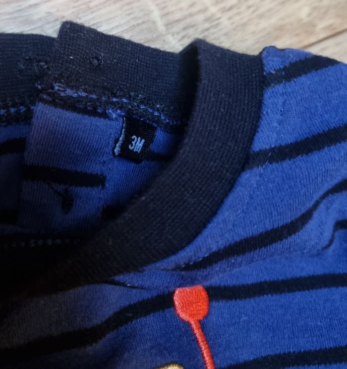 ensemble vêtement garçon 3 mois pantalon moutarde et haut rayure bleu - photo numéro 2