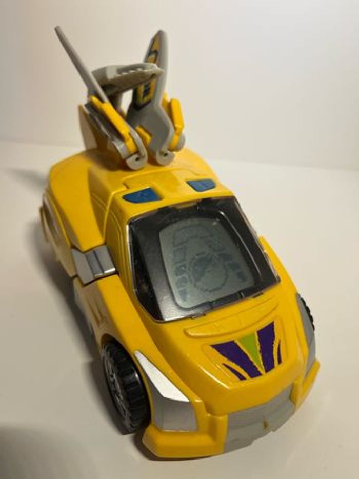 Voiture transformable en Dinosaure - Switch and Go - photo numéro 2