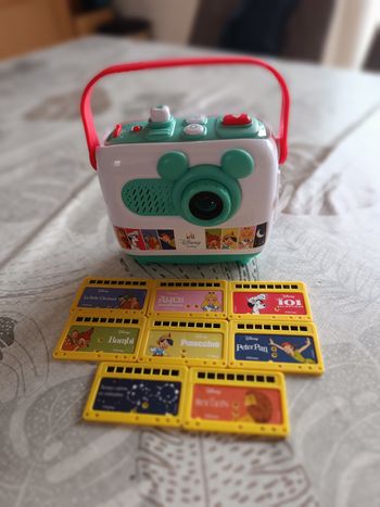 Projecteur disney baby clementoni garantie