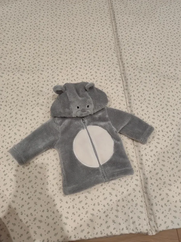 Veste douce et chaude ourson DPAM 3 mois neuve - photo numéro 2