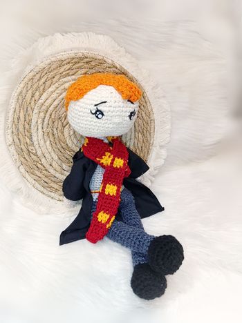 Poupée en crochet fait main Ron